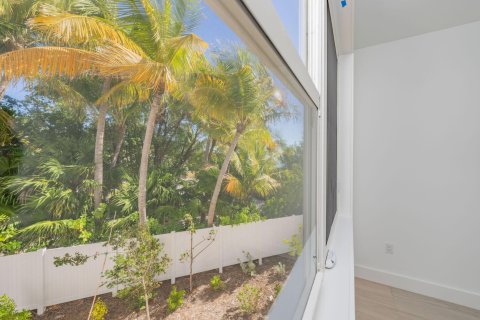 Adosado en venta en Islamorada, Village of Islands, Florida, 3 dormitorios, 156.08 m2 № 1022221 - foto 11