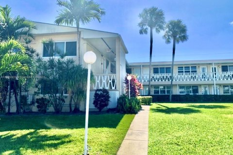 Condominio en venta en Hallandale Beach, Florida, 1 dormitorio, 56.11 m2 № 1216686 - foto 21