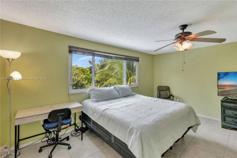 Villa ou maison à vendre à Miami, Floride: 4 chambres, 193.61 m2 № 1320863 - photo 20