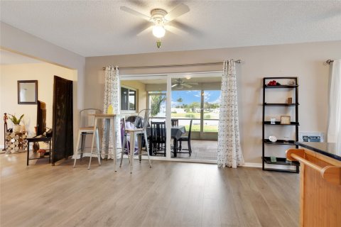 Villa ou maison à vendre à West Palm Beach, Floride: 2 chambres, 152.36 m2 № 1019870 - photo 25