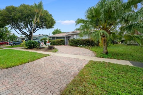 Villa ou maison à vendre à Hollywood, Floride: 3 chambres, 199 m2 № 1077549 - photo 27