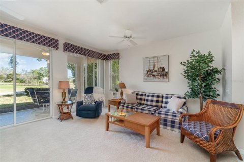 Copropriété à vendre à Punta Gorda, Floride: 2 chambres, 111.02 m2 № 1046078 - photo 5