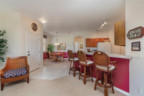 Condo in Punta Gorda, Florida, 2 bedrooms  № 1046078 - photo 11