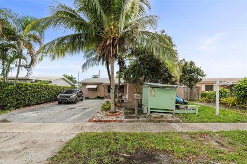 Casa en venta en Hollywood, Florida, 3 dormitorios, 194.91 m2 № 1330580 - foto 5