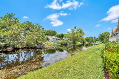 Condo in Pompano Beach, Florida, 2 bedrooms  № 1228124 - photo 22