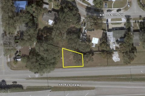 Купить земельный участок в Майами-Гарденс, Флорида № 1074146 - фото 6