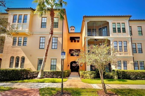 Condominio en venta en Celebration, Florida, 1 dormitorio, 99.68 m2 № 1400854 - foto 1