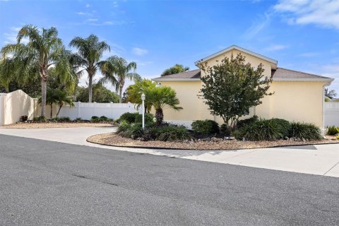 Casa en venta en The Villages, Florida, 3 dormitorios, 148.83 m2 № 1400817 - foto 11