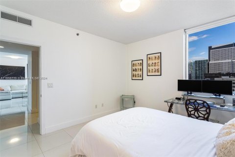 Copropriété à vendre à Miami, Floride: 2 chambres, 127.09 m2 № 1378999 - photo 9