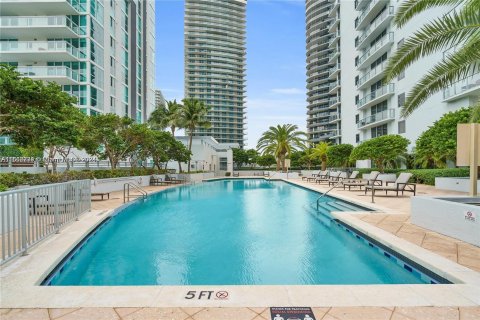 Copropriété à vendre à Miami, Floride: 2 chambres, 127.09 m2 № 1378999 - photo 11