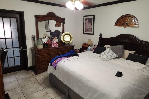 Casa en venta en Miami, Florida, 3 dormitorios, 175.4 m2 № 1410438 - foto 11