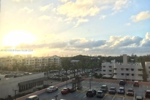 Studio in the Condo in Miami Beach, Florida  № 1225368 - photo 14