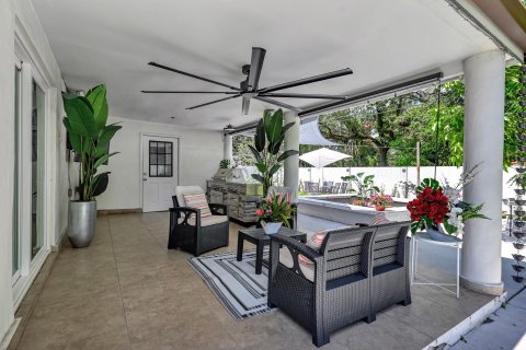 Casa en venta en Miami Gardens, Florida, 4 dormitorios, 166.67 m2 № 1222665 - foto 13