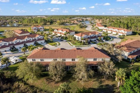 Townhouse in North Port, Florida 3 bedrooms, 134.34 sq.m. № 1041211 - photo 10