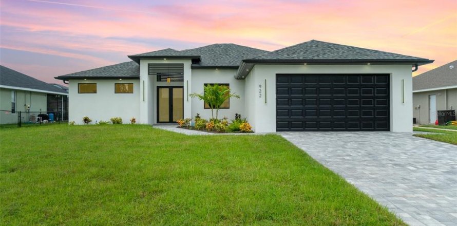 Casa en Cape Coral, Florida 4 dormitorios, 186.64 m2 № 1324220