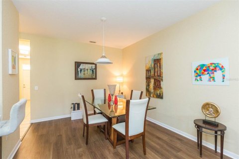 Adosado en venta en Tampa, Florida, 3 dormitorios, 169.27 m2 № 1344377 - foto 9