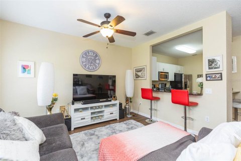 Adosado en venta en Tampa, Florida, 3 dormitorios, 169.27 m2 № 1344377 - foto 13