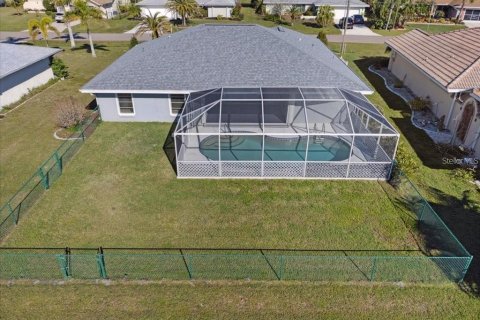 Villa ou maison à vendre à Punta Gorda, Floride: 2 chambres, 164.72 m2 № 1023206 - photo 7