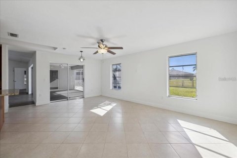 Villa ou maison à vendre à Punta Gorda, Floride: 2 chambres, 164.72 m2 № 1023206 - photo 16