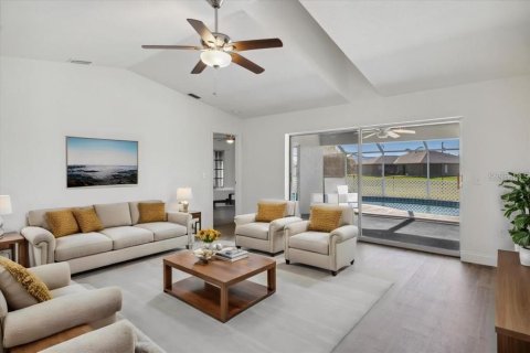 Casa en venta en Punta Gorda, Florida, 2 dormitorios, 164.72 m2 № 1023206 - foto 8