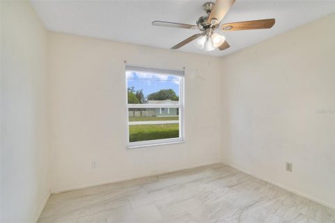 Casa en venta en Deltona, Florida, 3 dormitorios, 116.13 m2 № 1336093 - foto 22