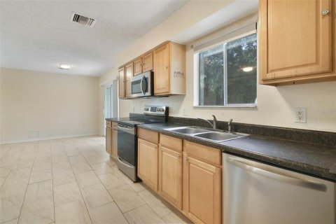 Casa en venta en Deltona, Florida, 3 dormitorios, 116.13 m2 № 1336093 - foto 8