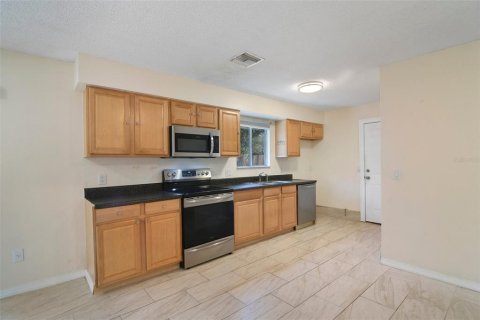 Casa en venta en Deltona, Florida, 3 dormitorios, 116.13 m2 № 1336093 - foto 11