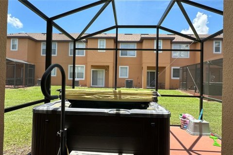 Townhouse in Kissimmee, Florida 3 bedrooms, 133.78 sq.m. № 1262202 - photo 20