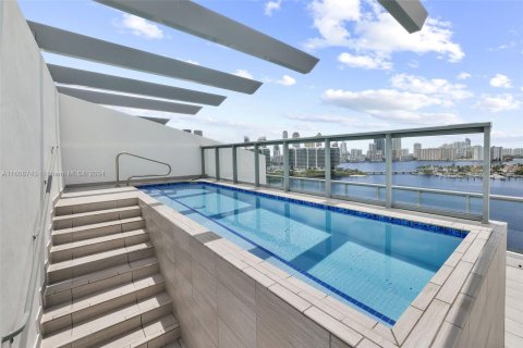 Condominio en venta en Aventura, Florida, 3 dormitorios, 237.74 m2 № 1241057 - foto 29