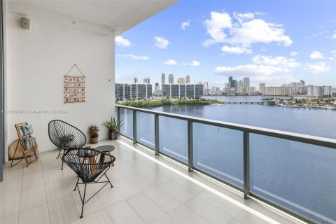 Condo in Aventura, Florida, 3 bedrooms  № 1241057 - photo 11