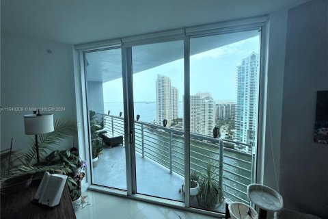 Condominio en venta en Miami, Florida, 1 dormitorio, 80.64 m2 № 1059797 - foto 12