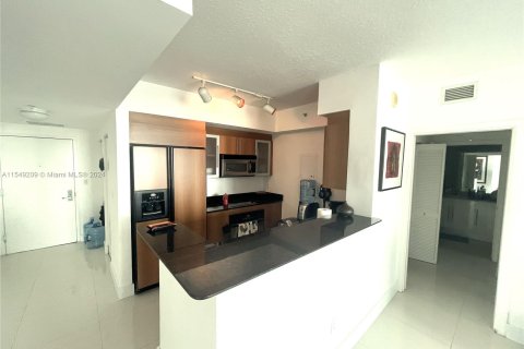 Condominio en venta en Miami, Florida, 1 dormitorio, 80.64 m2 № 1059797 - foto 26