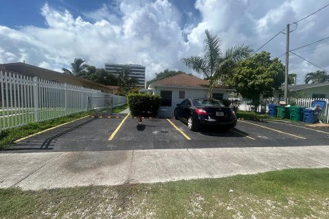 Commercial property in Miami, Florida 234.58 sq.m. № 1280793 - photo 5