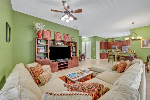 Condo in Orlando, Florida, 3 bedrooms  № 1381203 - photo 23