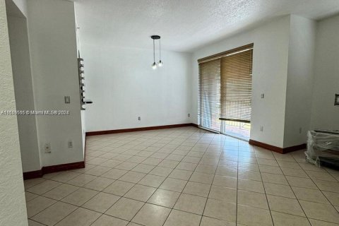 Copropriété à vendre à Miami, Floride: 3 chambres, 126.72 m2 № 1372491 - photo 14