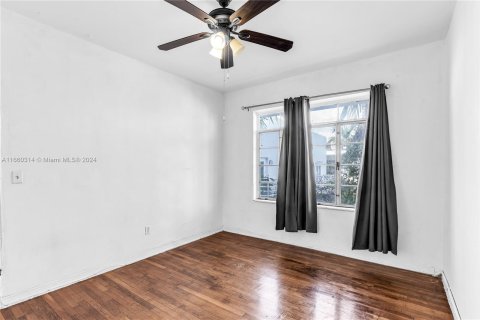 Condominio en venta en Miami Beach, Florida, 1 dormitorio, 59.92 m2 № 1372493 - foto 13