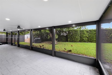 Villa ou maison à vendre à Miami Gardens, Floride: 4 chambres, 145.3 m2 № 1372462 - photo 25