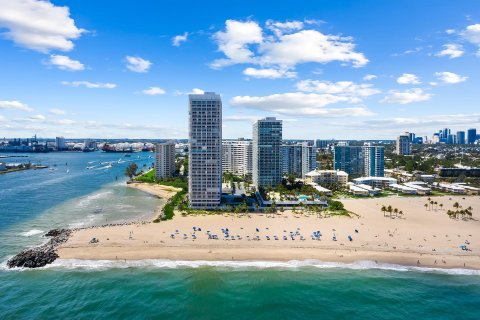 Condo in Fort Lauderdale, Florida, 2 bedrooms  № 1098819 - photo 16