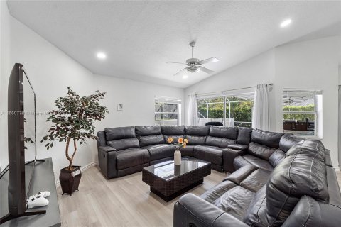 Casa en venta en Coral Springs, Florida, 5 dormitorios № 1399501 - foto 20