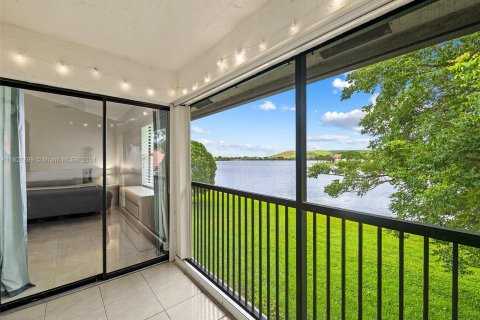 Copropriété à vendre à Deerfield Beach, Floride: 3 chambres, 106.84 m2 № 1291063 - photo 25