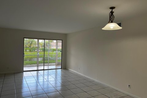 Condominio en venta en Palm Beach Gardens, Florida, 2 dormitorios, 107.58 m2 № 1160407 - foto 14