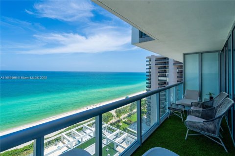 Condominio en venta en Miami Beach, Florida, 2 dormitorios, 128.86 m2 № 1418509 - foto 1