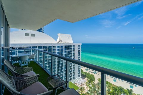 Condominio en venta en Miami Beach, Florida, 2 dormitorios, 128.86 m2 № 1418509 - foto 13