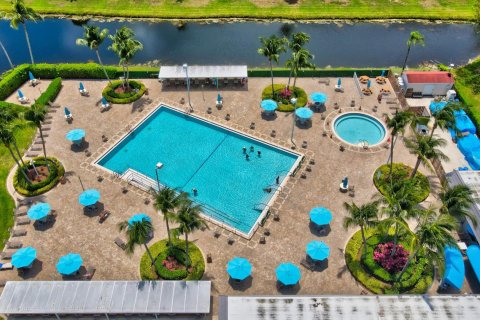 Condo in Delray Beach, Florida, 2 bedrooms  № 1026560 - photo 14