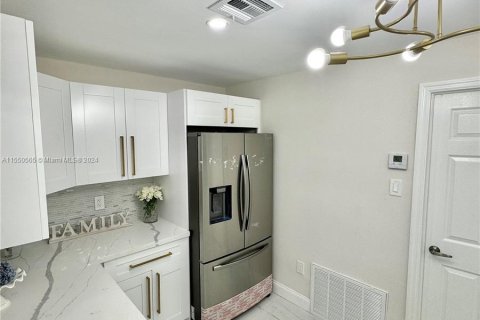 Casa en venta en Sunrise, Florida, 3 dormitorios, 142.79 m2 № 1065413 - foto 23