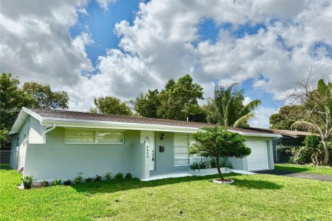 Casa en venta en Sunrise, Florida, 3 dormitorios, 142.79 m2 № 1065413 - foto 3