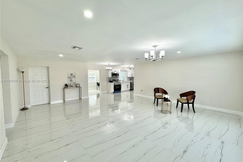 Casa en venta en Sunrise, Florida, 3 dormitorios, 142.79 m2 № 1065413 - foto 6