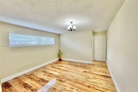 Casa en venta en Sunrise, Florida, 3 dormitorios, 142.79 m2 № 1065413 - foto 26