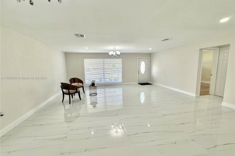 Casa en venta en Sunrise, Florida, 3 dormitorios, 142.79 m2 № 1065413 - foto 5