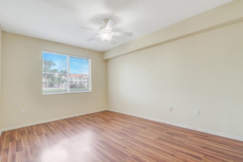 Condo in Palm Beach Gardens, Florida, 3 bedrooms  № 1226786 - photo 12